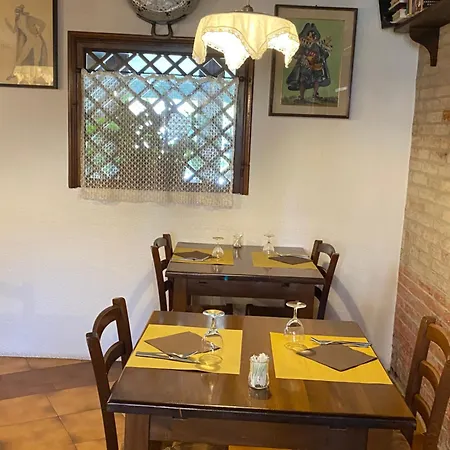 Inn Osteria Dalla Lina