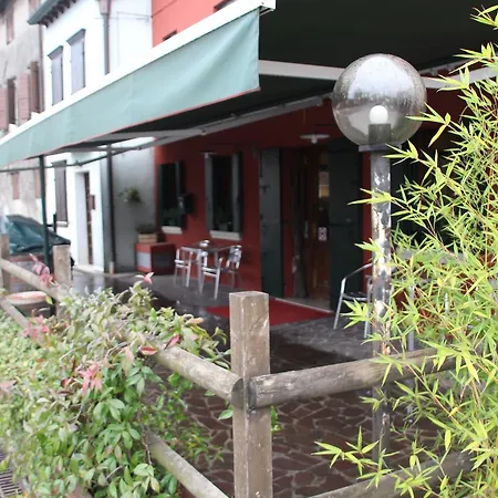 Inn Osteria Dalla Lina *